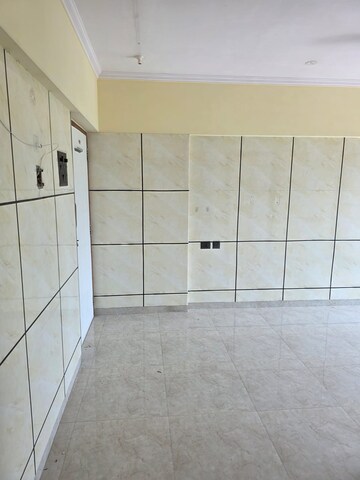 Master Bedroom in 2 BHK Apartment at Vile Parle East – for Rent