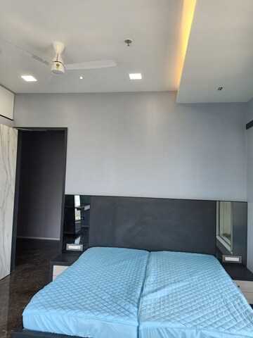 Bedroom in 3 BHK Apartment at Anchor Victorian, Parel – for Rent