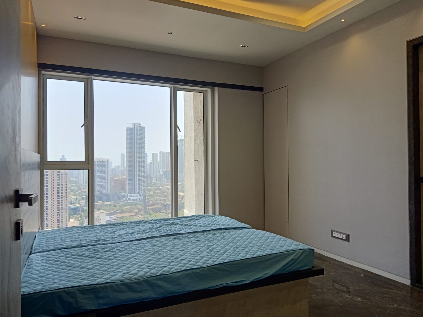 3 BHK 1800 Sq.Ft. Apartment in Anchor Victorian