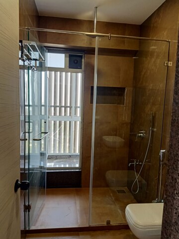 Furnished Amenities in 3 BHK Apartment at Anchor Victorian, Parel – for Rent