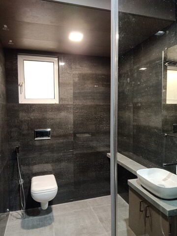 Bathroom in 3 BHK Apartment at Anchor Victorian, Parel – for Rent