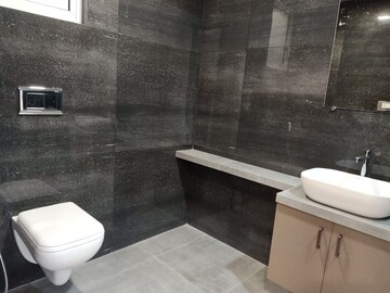 Bathroom in 3 BHK Apartment at Anchor Victorian, Parel – for Rent