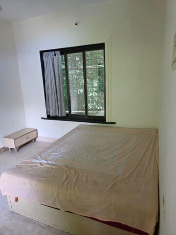 Room in 2 BHK Apartment at Shilpa CHS Andheri, Andheri East – for Rent