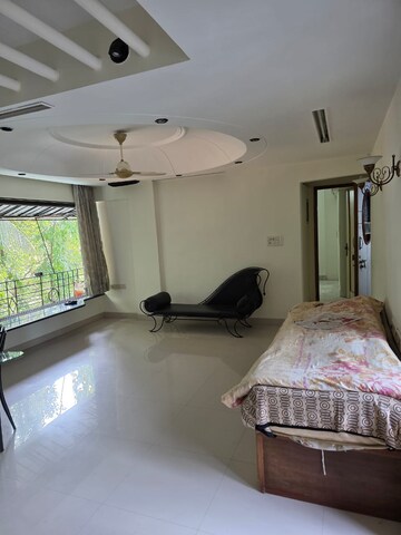 Bedroom in 2 BHK Apartment at Shilpa CHS Andheri, Andheri East – for Rent