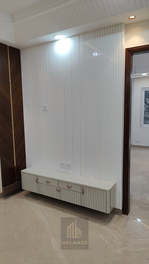 Balcony in 3 BHK Builder Floor at Rohini Sector 11 – for Sale