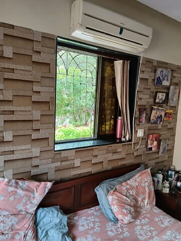 Bedroom in 1.5 BHK Apartment at Bandra West – for Rent