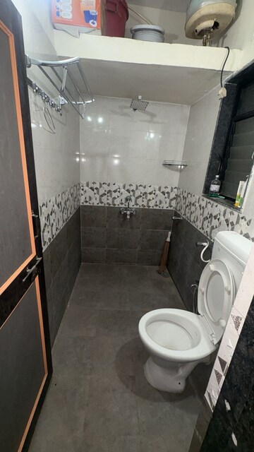 Master Bedroom in 2 BHK Apartment at Radhika Empress, Wanowrie – for Rent