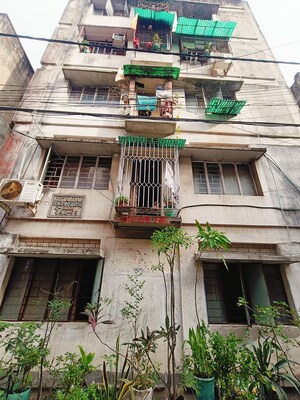 2 BHK Apartment For Sale in Bangur Avenue