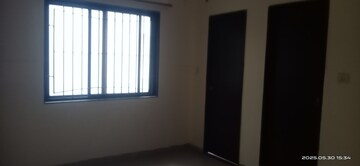 Room in 2 BHK Apartment at Kareli Bagh – for Rent
