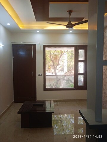 Bedroom in 2 BHK Apartment at Vip Road – for Rent