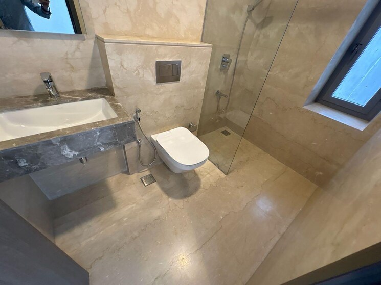 Bathroom, piramal-mahalaxmi 4 Bedroom 1850 Sq.Ft. Apartment In Mahalaxmi Mumbai 8752901