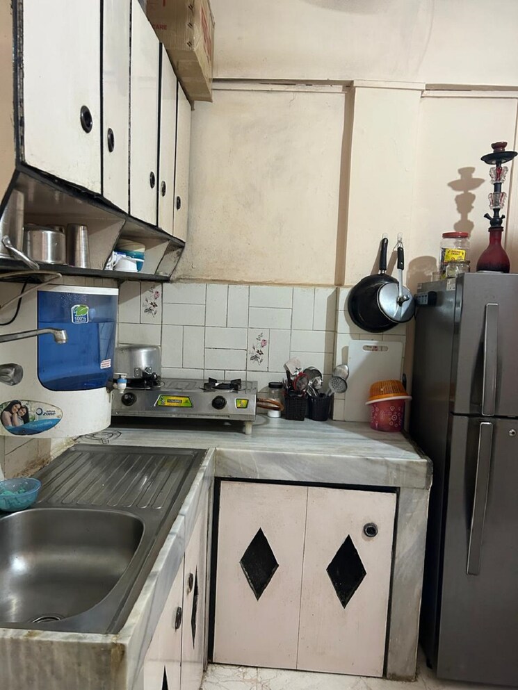 Kitchen, khar west 1 Bedroom 550 Sq.Ft. Apartment In Khar West Mumbai 8752944