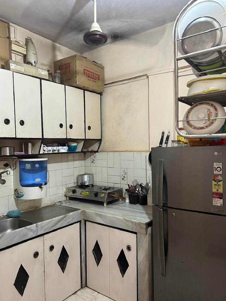 Kitchen, khar west 1 Bedroom 550 Sq.Ft. Apartment In Khar West Mumbai 8752944