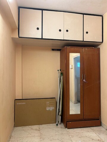 Bedroom in 1 BHK Apartment at Khar West – for Rent