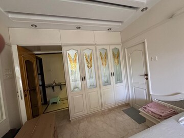 Bedroom in 2 BHK Apartment at Bandra West – for Rent