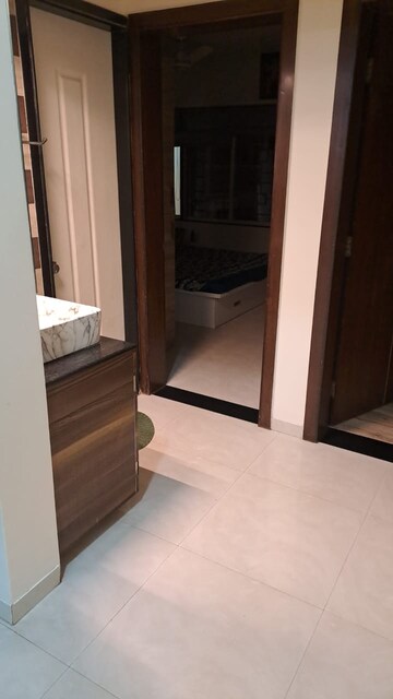 Room in 2 BHK Builder Floor at SSD Sai Pearl, Pimple Saudagar – for Rent