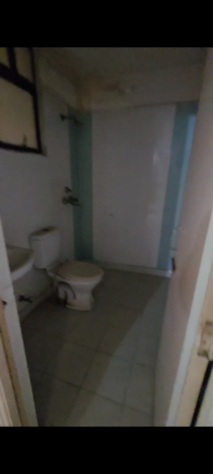 Bathroom, sg-impressions-58 2 Bedroom 1175 Sq.Ft. Apartment In Raj Nagar Extension Ghaziabad 8753078