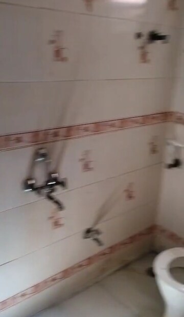 Bathroom in 3 BHK Apartment at Supreme Tower Apartment, Kharghar – for Sale