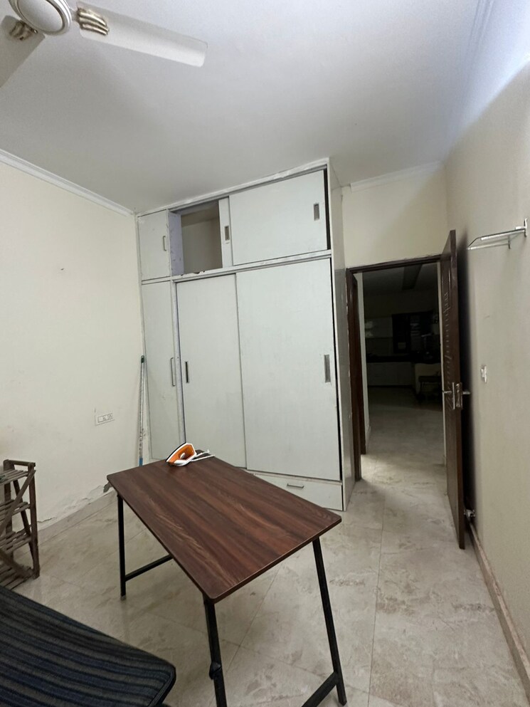 Room, kharar 2 Bedroom 125 Sq.Yd. Independent House In Kharar Mohali 8753112