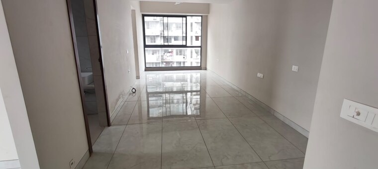Room, goregaon east 2 Bedroom 810 Sq.Ft. Apartment In Goregaon East Mumbai 8753125
