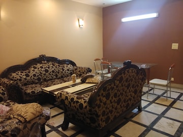 Bedroom in 2 BHK Builder Floor at Malviya Nagar – for Rent