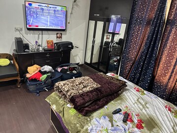 Bedroom in 2 BHK Apartment at Panchsheel Wellington 2, Dundahera – for Rent