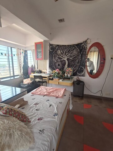 Bedroom in 2 BHK Apartment at Manubharti Apartment, Andheri West – for Rent