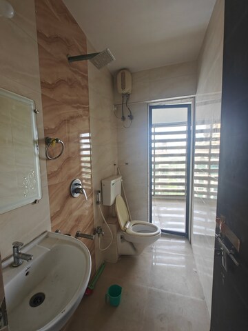 Master Bedroom in 5 BHK Apartment at Palm Paradise, Sanpada – for Rent