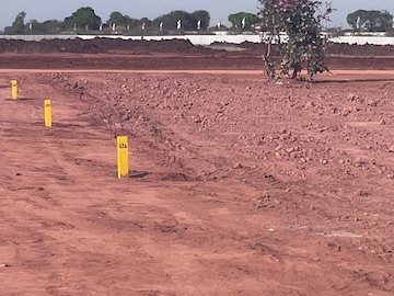  Plot For Sale in Manneguda