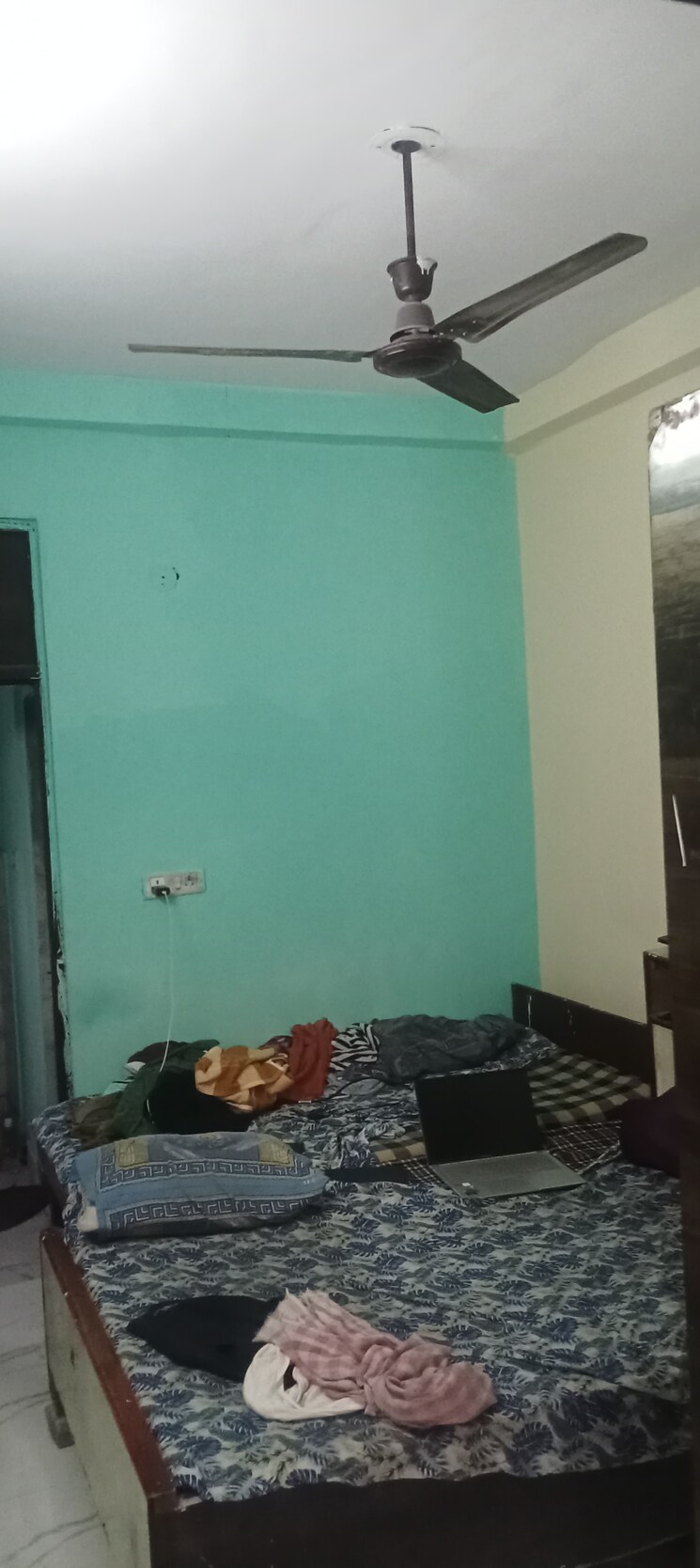 Room, gamma i greater noida 2 Bedroom 860 Sq.Ft. Independent House In Gamma I Greater Noida Greater Noida 8753331