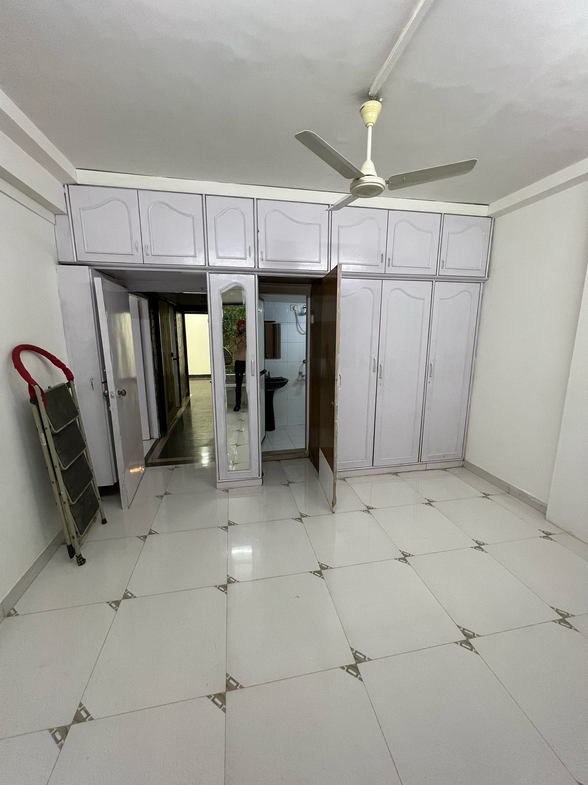 2 BHK 700 Sq.Ft. Apartment in New Shantivan