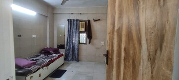 Bedroom in 2 BHK Apartment at Sai Apartment Andheri West, Andheri West – for Rent