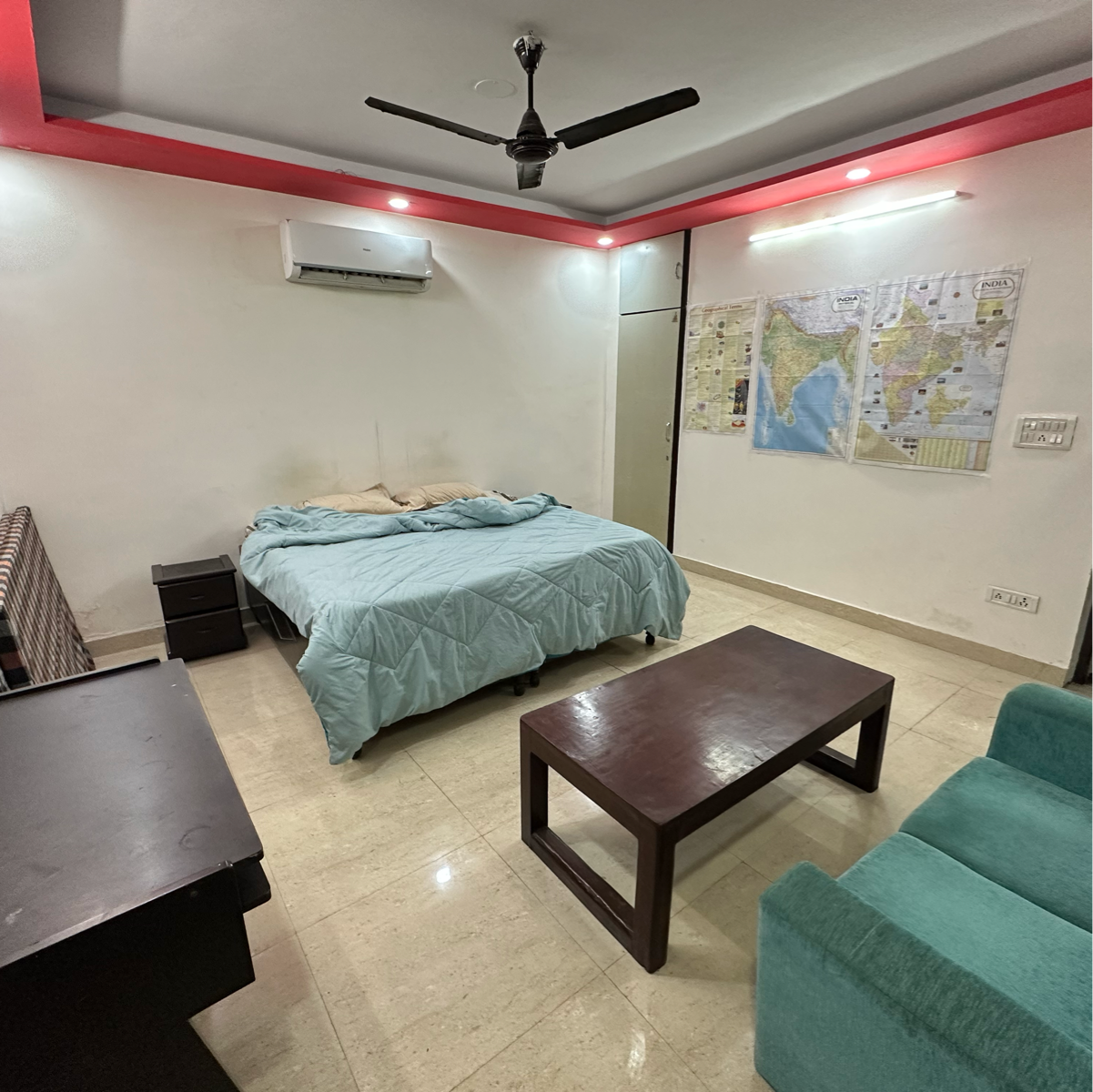 1 BHK + Extra Room Builder Floor For Rent in Patel Nagar