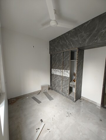 Room in 2 BHK Builder Floor at Sai Enclave Indiranagar, Indiranagar – for Rent