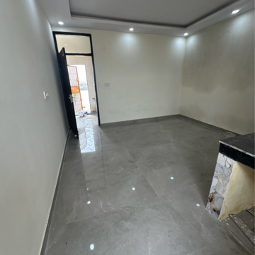 Room in 1 RK Builder Floor at Patel Nagar – for Rent