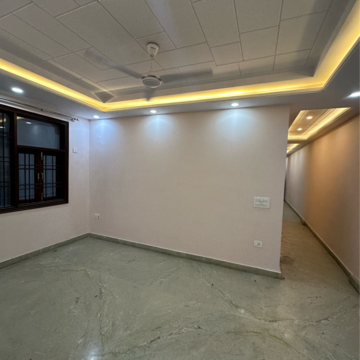 Room in 1 BHK Builder Floor at Patel Nagar – for Rent