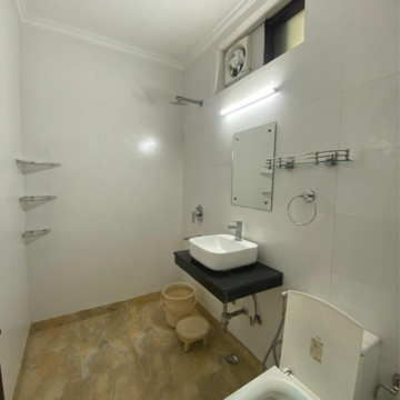 Bathroom in 1 BHK Builder Floor at Malviya Nagar – for Rent