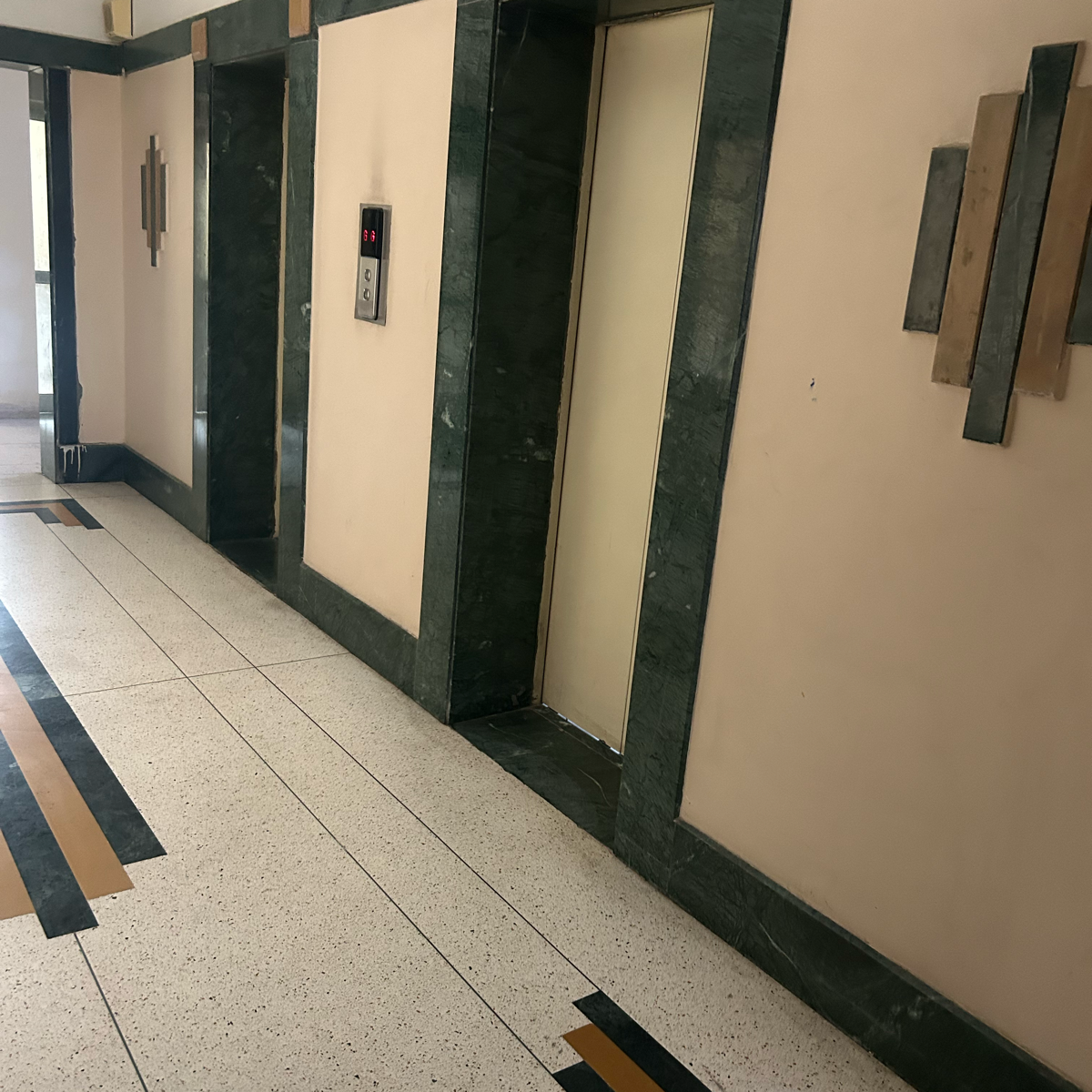 3 BHK 2099 Sq.Ft. Apartment in Unitech Palms