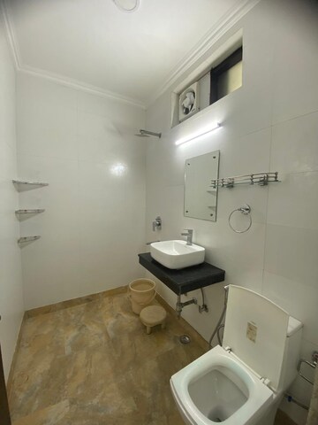Bathroom in 1 BHK Builder Floor at Malviya Nagar – for Rent