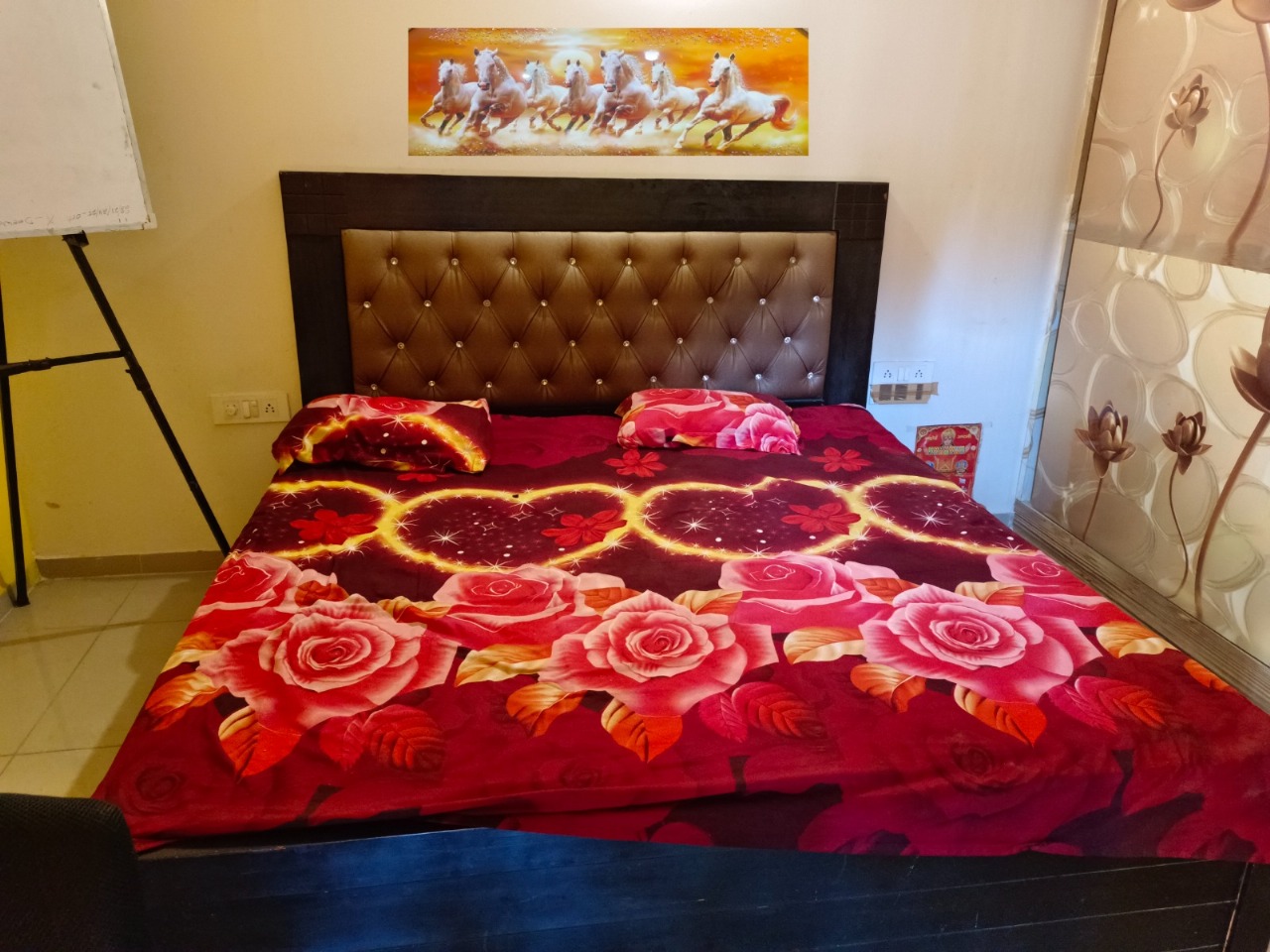 2.5 BHK 1600 Sq.Ft. Apartment in RWA Apartments Sector 70