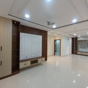 Room in 3 BHK Apartment at Karishma Society, Kothrud – for Rent