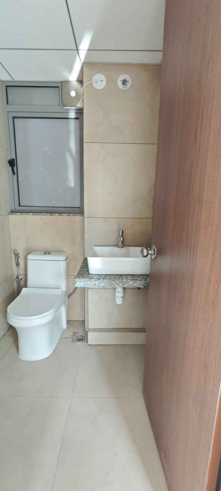 Bathroom, kalpataru-immensa 1 Bedroom 450 Sq.Ft. Apartment In Kolshet Road Thane 8753721