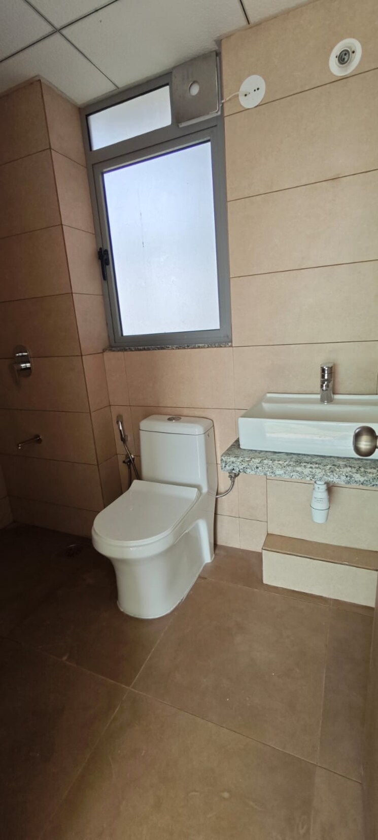 Bathroom, kalpataru-immensa 1 Bedroom 450 Sq.Ft. Apartment In Kolshet Road Thane 8753721