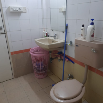 Bathroom in 2 BHK Apartment at Kukreja Complex, Usha Nagar – for Rent