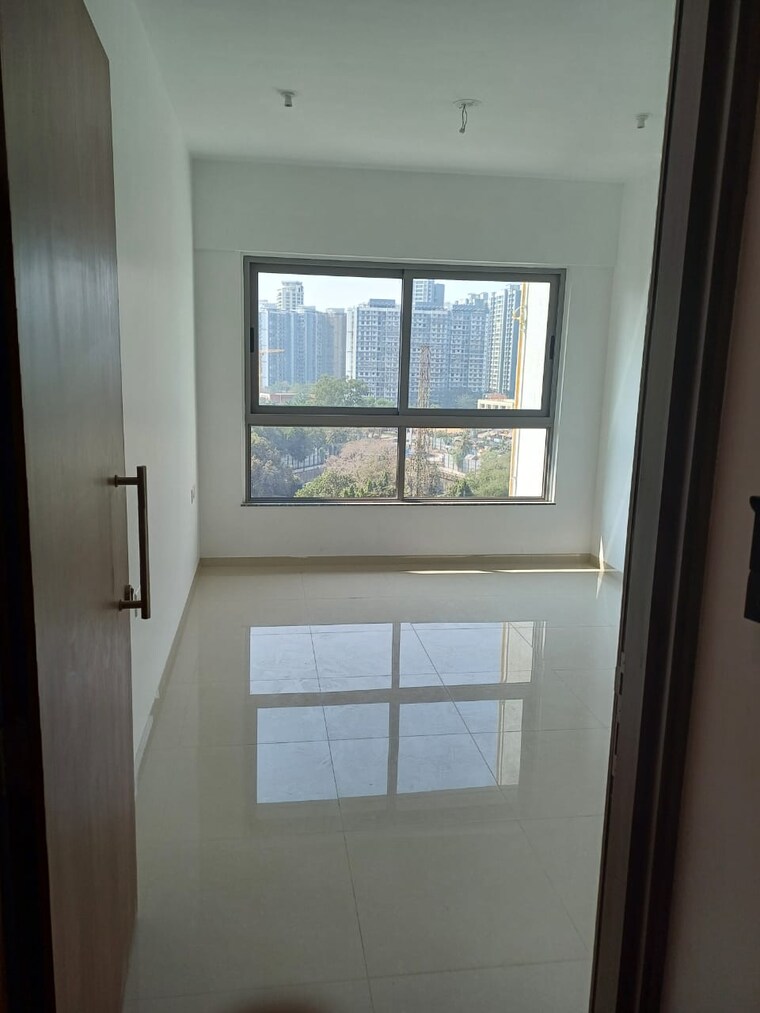 Room, kalpataru-immensa 1 Bedroom 450 Sq.Ft. Apartment In Kolshet Road Thane 8753729