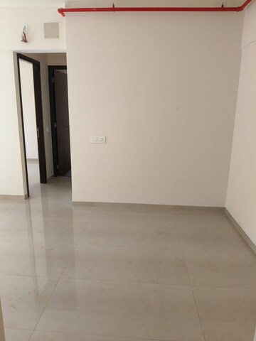 Room in 2 BHK Apartment at Piramal Vaikunth, Balkum Pada – for Sale