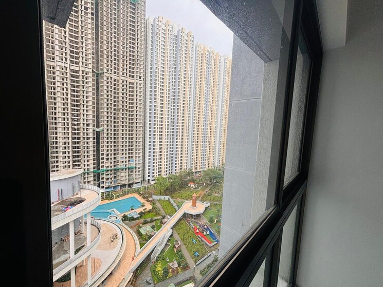 Balcony, raymond-ten-x-era 2 Bedroom 670 Sq.Ft. Apartment In Pokhran Road No One Thane 8753741