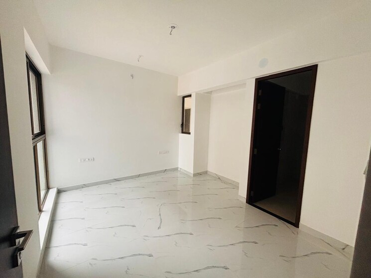 Room, raymond-ten-x-era 2 Bedroom 670 Sq.Ft. Apartment In Pokhran Road No One Thane 8753741