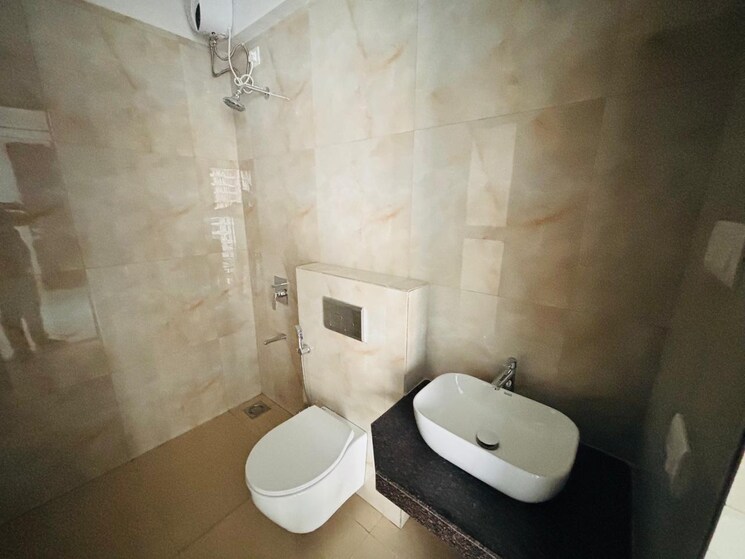 Bathroom, raymond-ten-x-era 2 Bedroom 670 Sq.Ft. Apartment In Pokhran Road No One Thane 8753741