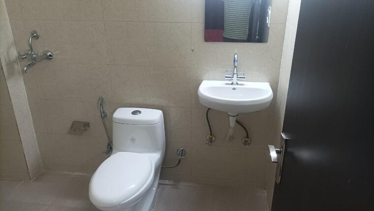 Bathroom, sector 1 greater noida 3 Bedroom 1450 Sq.Ft. Builder Floor In Sector 1 Greater Noida Greater Noida 8753743